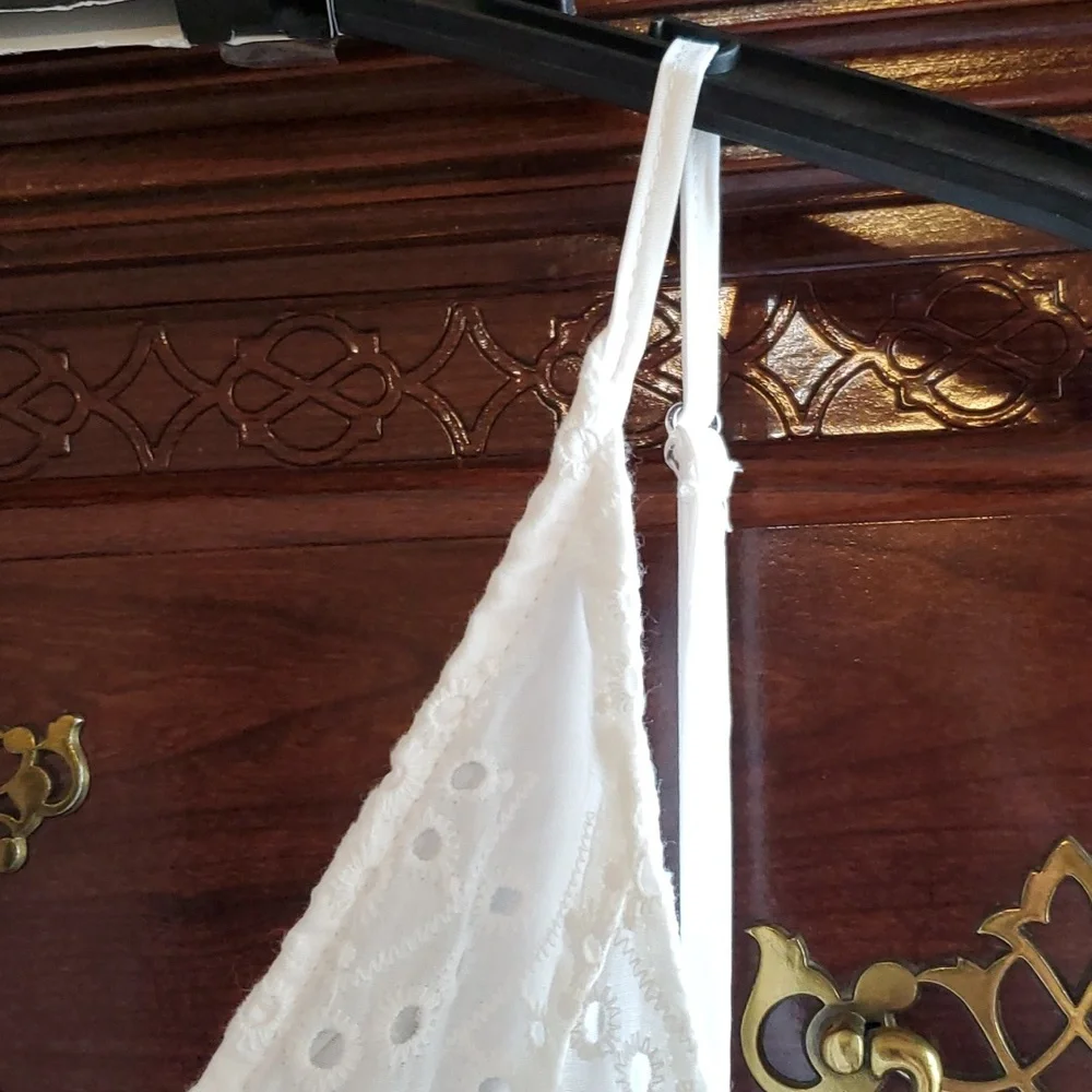 EUC white eyelet subdress - Picture 8 of 8